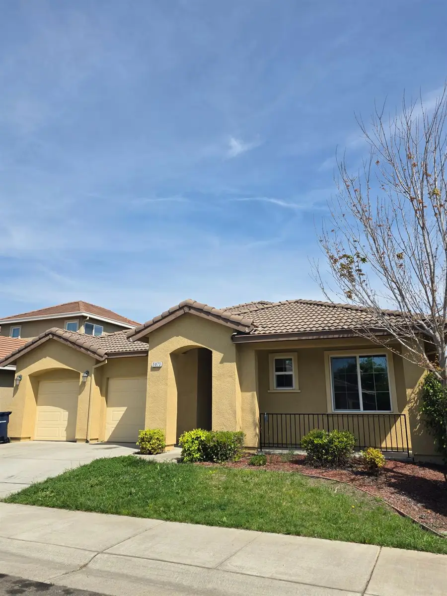 5873 Da Vinci Way, Sacramento, CA 95835 - #3