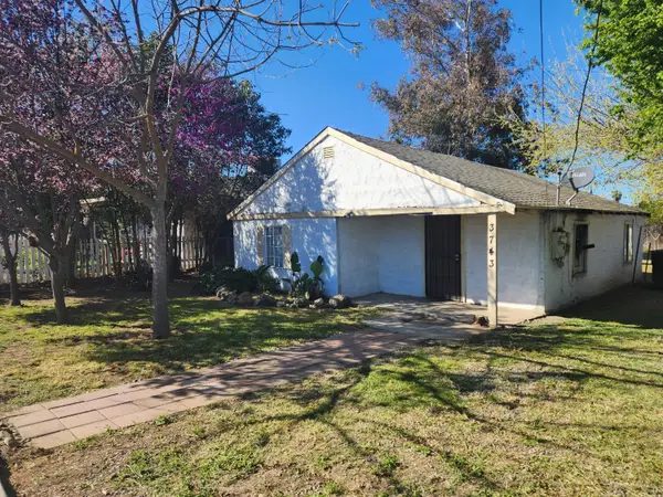 3743 California Avenue, Riverbank, CA 95367