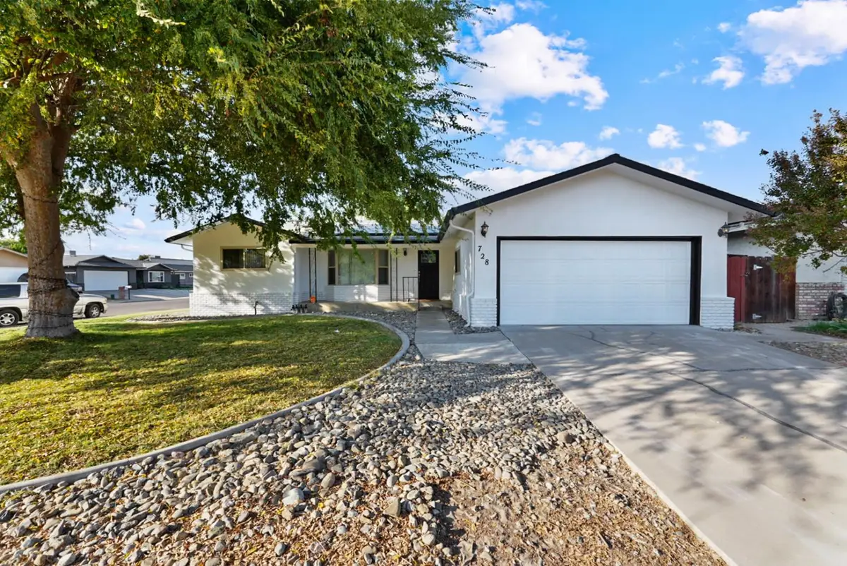728 R Street, Newman, CA 95360 - #1