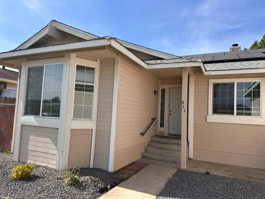 911 Toro Lane, Lathrop, CA 95330 - #2