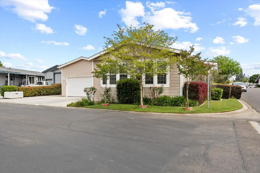 154 Brunswick, Roseville, CA 95678 - #2