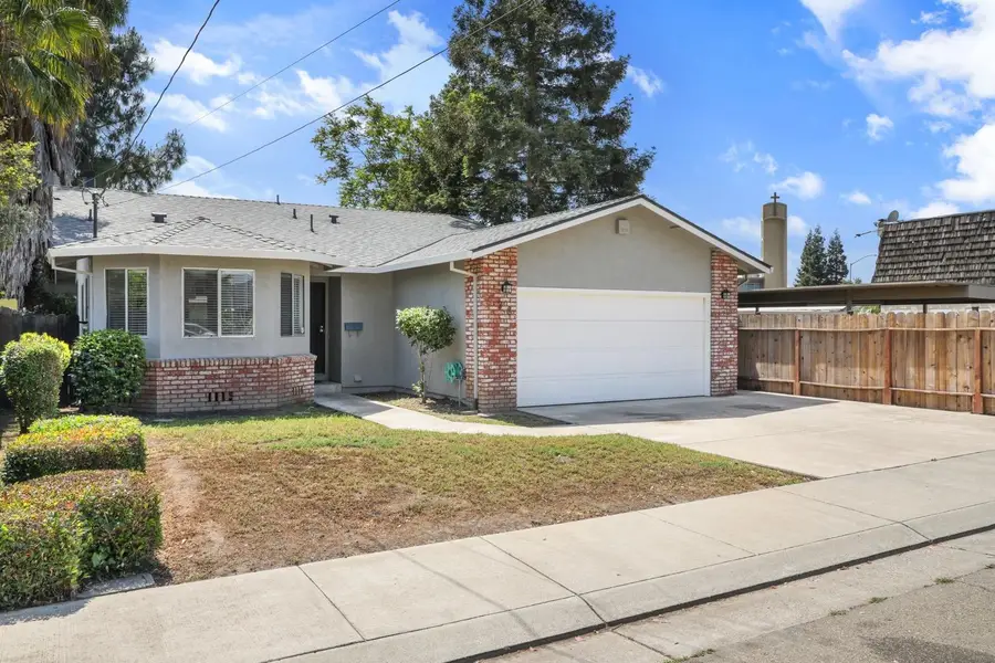 138 E Grove Street, Stockton, CA 95204 - #3