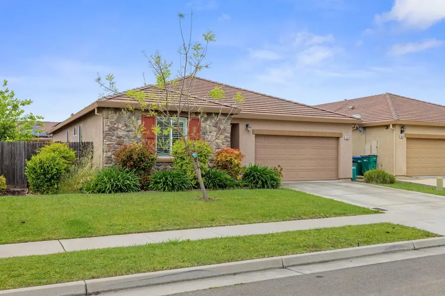 10423 Ian Court, Stockton, CA 95209 - #2
