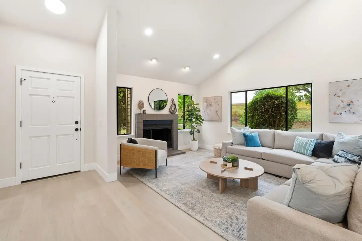 231 Portinao Circle, Sacramento, CA 95831 - #1