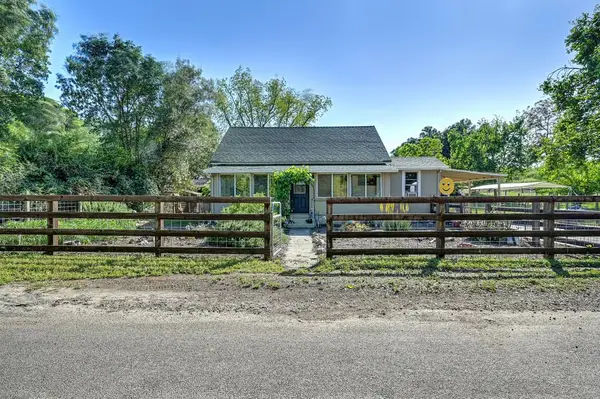 10813 Stone Road, Oakdale, CA 95361