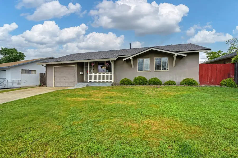 7042 Larchmont Drive, North Highlands, CA 95660 - #2