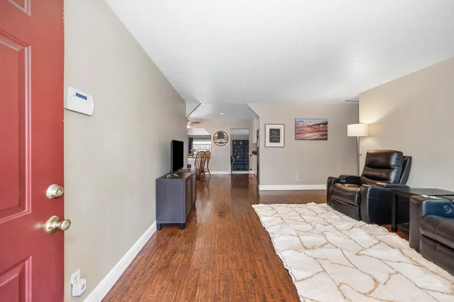 7042 Larchmont Drive, North Highlands, CA 95660 - #3