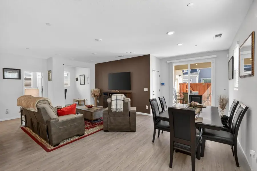 8226 Ocho Way, Elk Grove, CA 95757 - #3