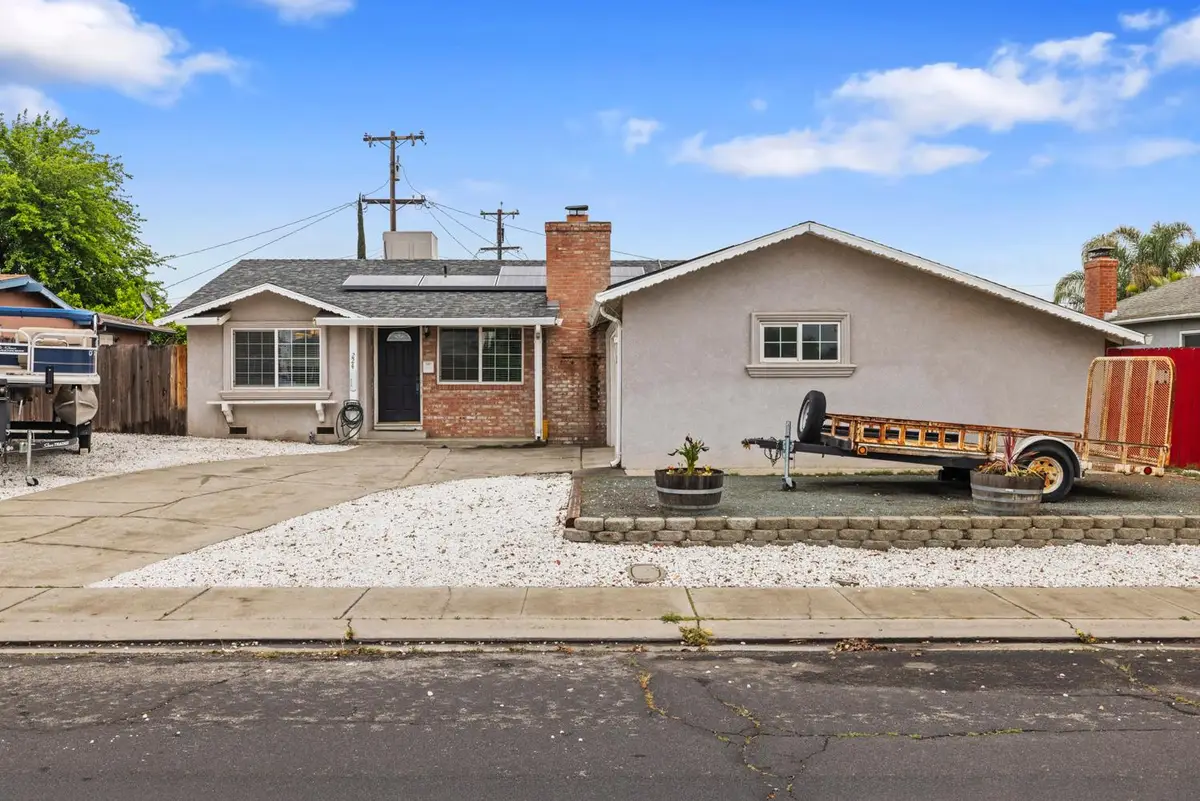 244 El Capitan Avenue, Manteca, CA 95337 - #1