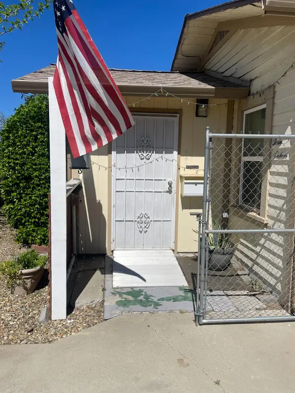 316 Poplar Avenue, Manteca, CA 95336