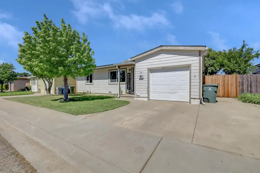 921 Jacobs Street, Marysville, CA 95901 - #2