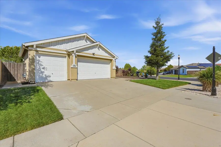 1452 Claridge Court, Plumas Lake, CA 95961 - #3