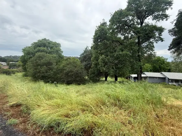 3136 Heinemann Drive, Valley Springs, CA 95252