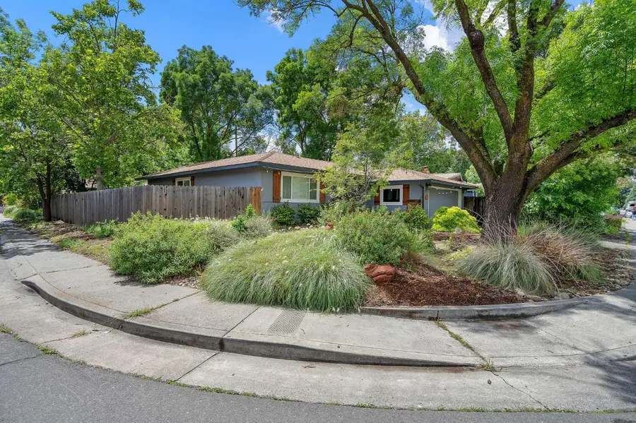 2222 Loyola Drive, Davis, CA 95618 - #3