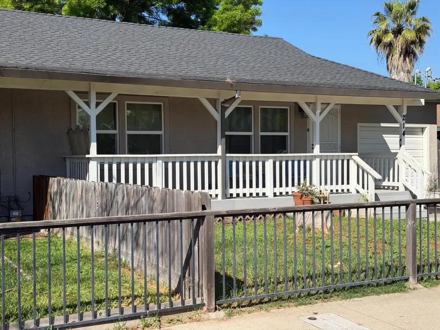 206 Lambuth Avenue, Oakdale, CA 95361 - #2