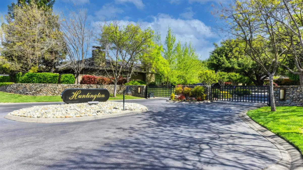 11390 Huntington Village Lane, Gold River, CA 95670 - #1
