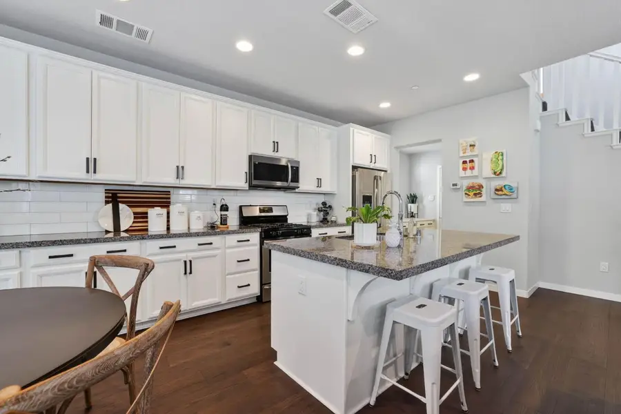 3178 Dullanty Way, Sacramento, CA 95816 - #2