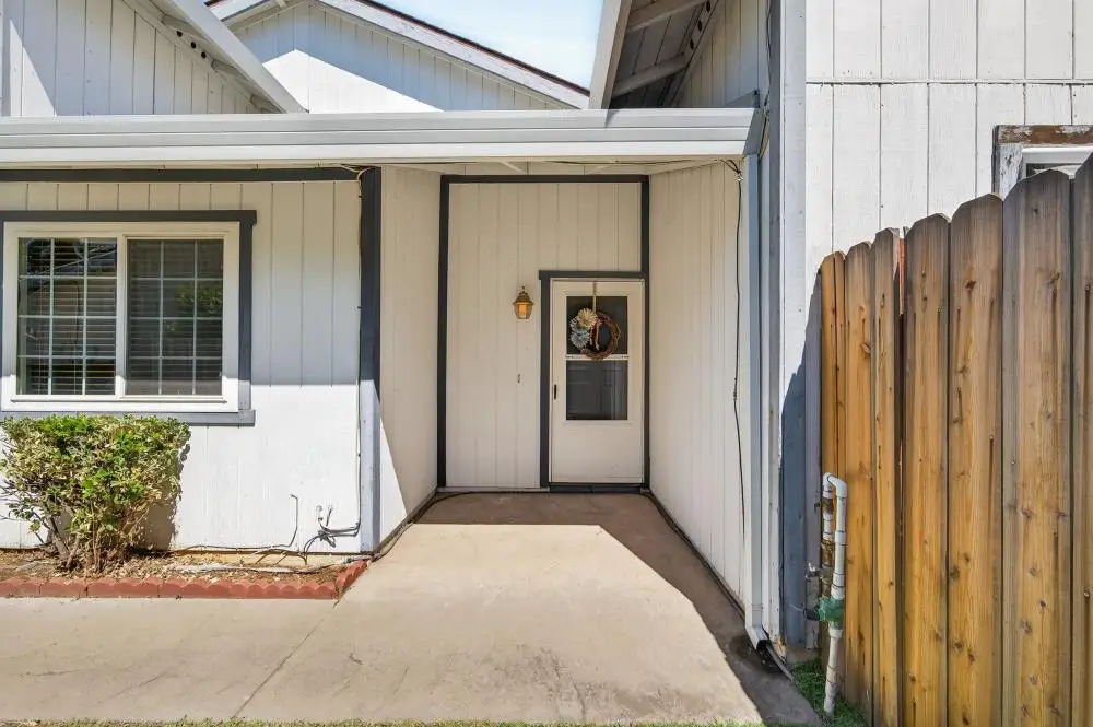 9353 Aizenberg Circle, Elk Grove, CA 95624 - #1