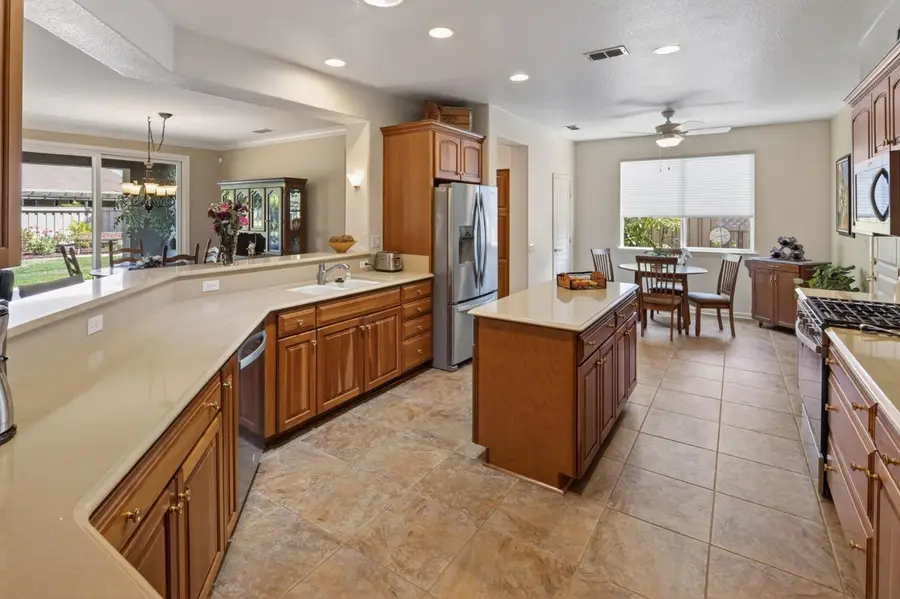 671 Violet Lane, Lincoln, CA 95648 - #3