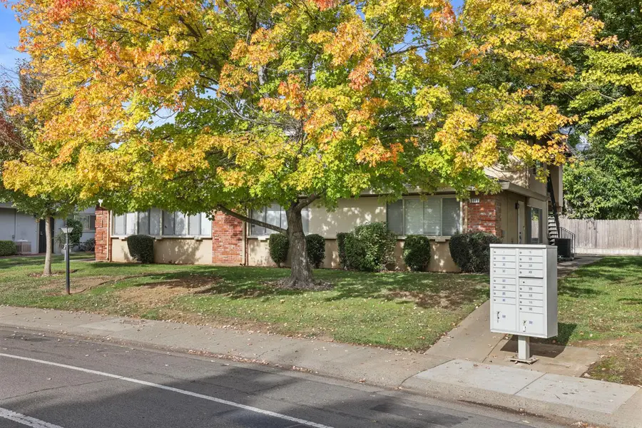 3113 Occidental Drive #4, Sacramento, CA 95826 - #2