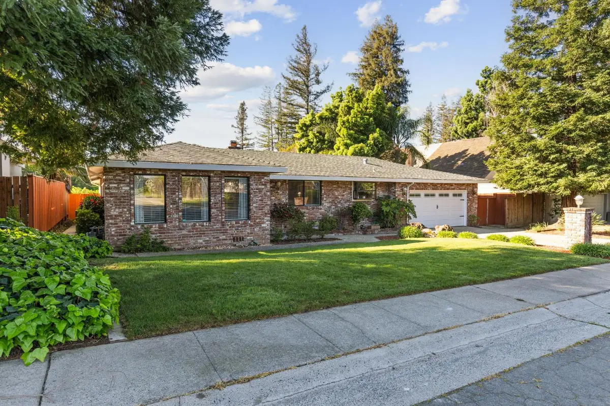 5108 Laurelview Avenue, Carmichael, CA 95608 - #1