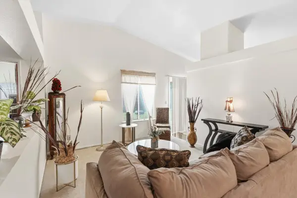 822 Woodstream Street, Stockton, CA 95206