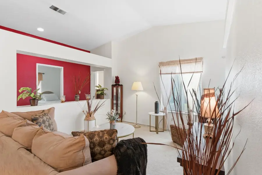 822 Woodstream Street, Stockton, CA 95206 - #2