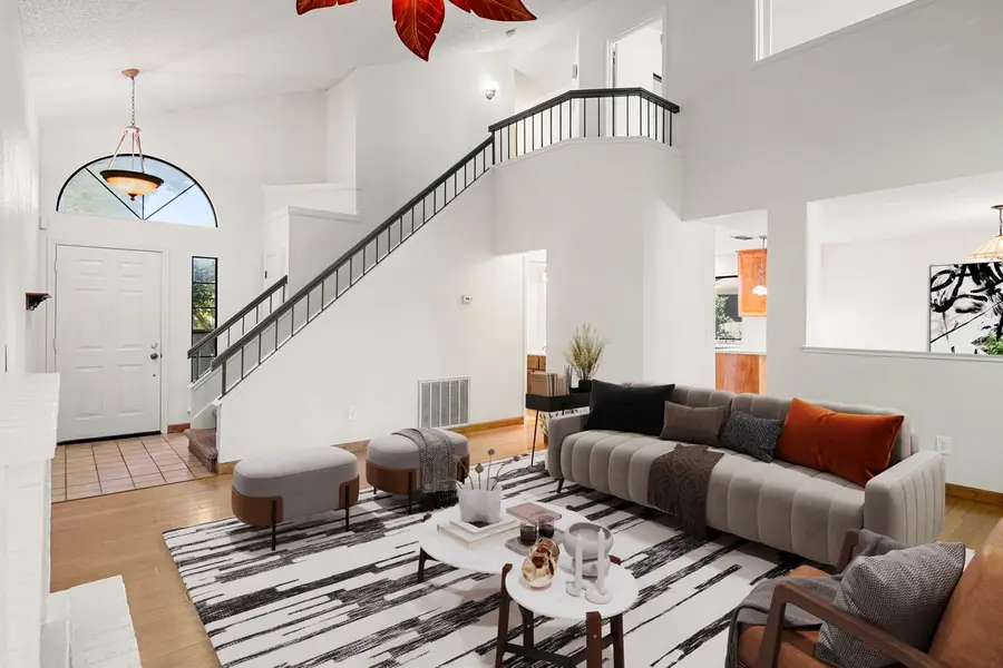 695 Cutting Way, Sacramento, CA 95831 - #2