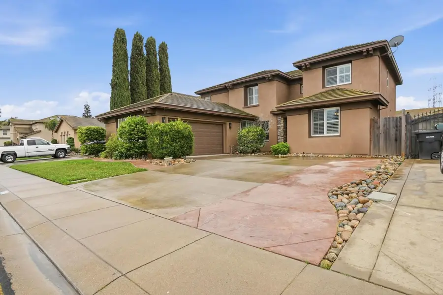 2618 Corral Way, Riverbank, CA 95367 - #3