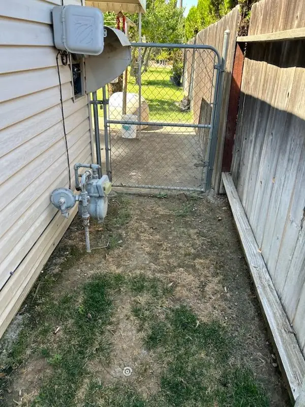 229 E Street, Los Banos, CA 93635 - #3