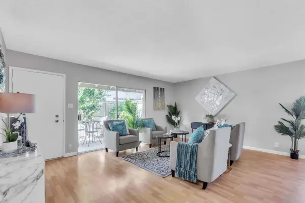 217 Roundtree Court, Sacramento, CA 95831