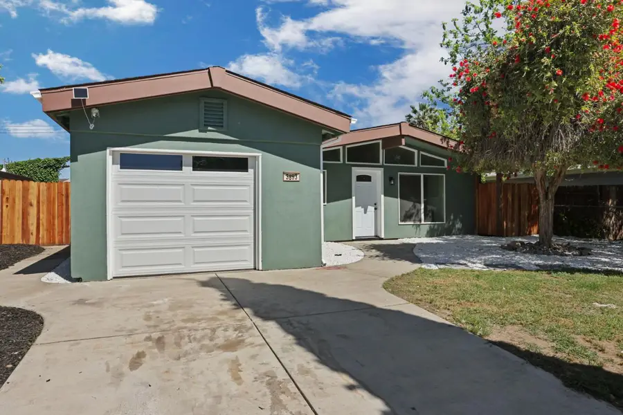 3893 32nd Avenue, Sacramento, CA 95824 - #2