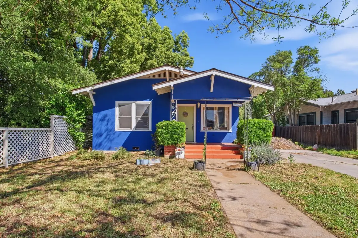 557 Florence Street, Turlock, CA 95380 - #1