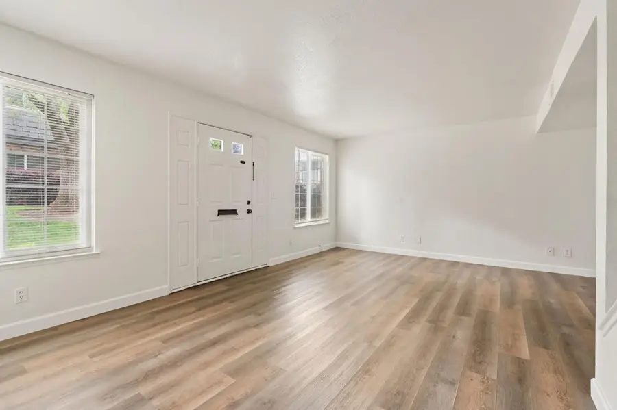 4044 Knoll Top Court Court, Carmichael, CA 95608 - #3