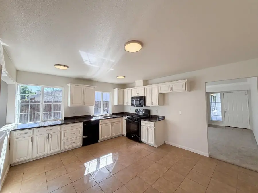 6909 Kittery Avenue, Citrus Heights, CA 95621 - #2