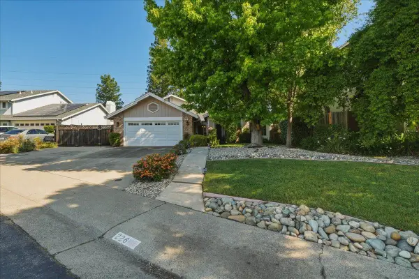 226 Bittercreek Drive, Folsom, CA 95630