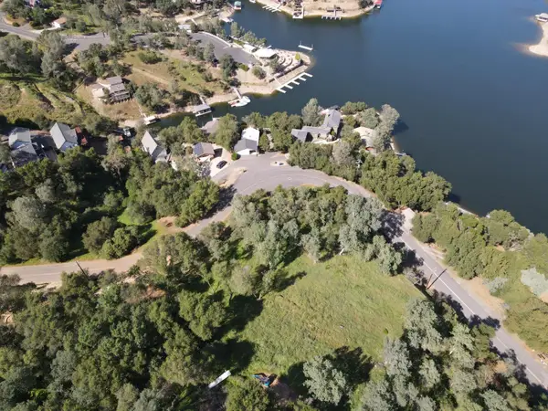 4820 Lakeshore Drive, Copperopolis, CA 95228