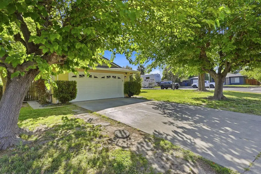 8200 Zenith Drive, Citrus Heights, CA 95621 - #2