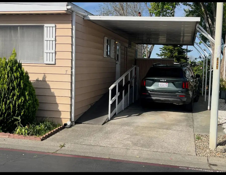 5040 Jackson Street #7, North Highlands, CA 95660 - #3