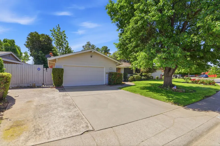 2545 Notre Dame Drive, Sacramento, CA 95826 - #3