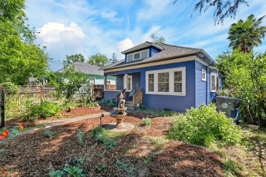 3301 33rd Street, Sacramento, CA 95817 - #2
