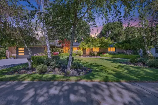7233 Parkwoods Drive, Stockton, CA 95207