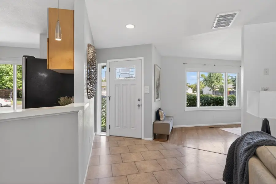 4380 Briarwood Drive, Sacramento, CA 95821 - #3