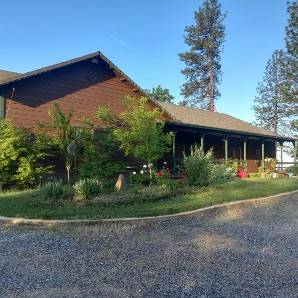 9080 El Dorado Tr., Mountain Ranch, CA 95246