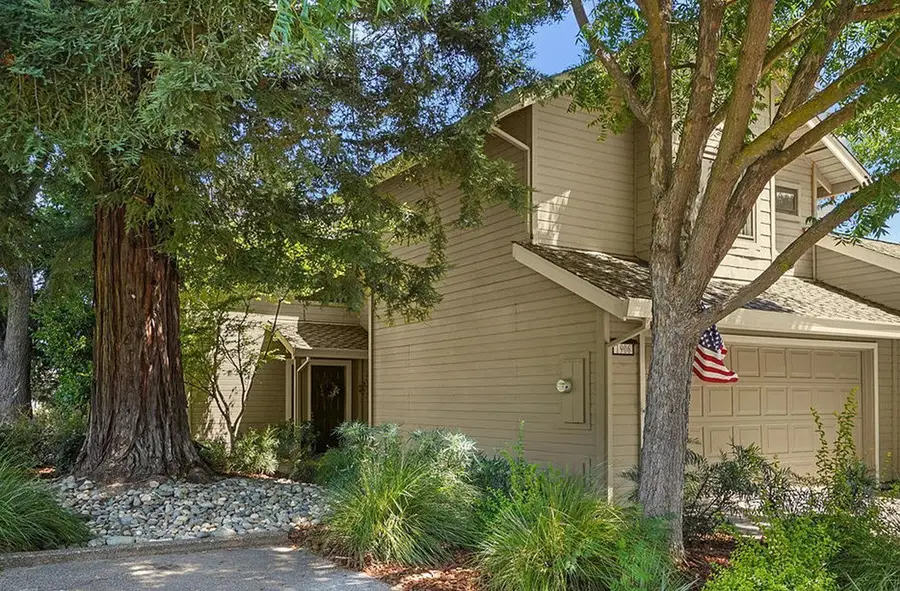 1906 University Park Drive, Sacramento, CA 95825 - #2