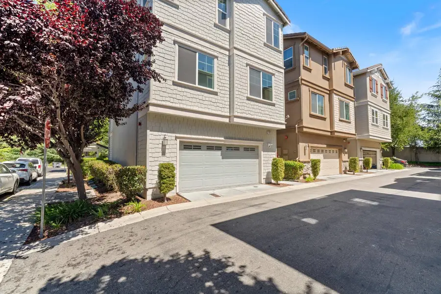 7071 N Mariposa Court, Dublin, CA 94568 - #3