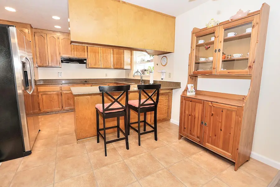 1626 Sierra Gardens Drive, Roseville, CA 95661 - #3