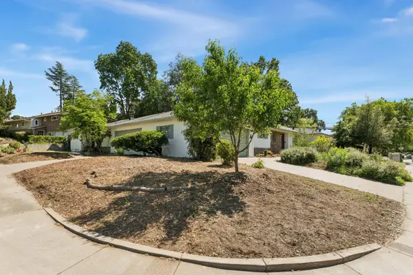 6001 S Land Park Drive, Sacramento, CA 95822
