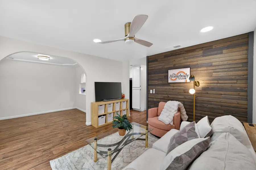 4049 San Juan Ave, Fair Oaks, CA 95628 - #3