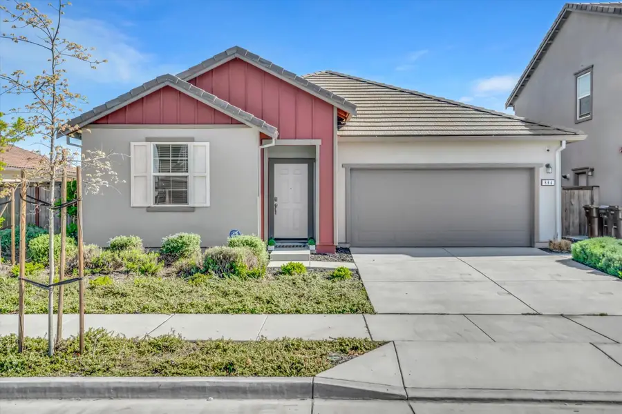 864 Loon Street, Lathrop, CA 95330 - #2